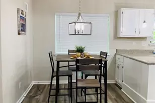 180 Crabtree Dr W, Roswell, GA 30076 - Photo 9