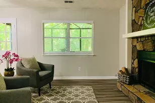 180 Crabtree Dr W, Roswell, GA 30076 - Photo 13