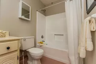 180 Crabtree Dr W, Roswell, GA 30076 - Photo 21