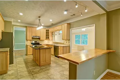 2212 McQuiston Drive SW, Marietta, GA 30064 - Photo 9