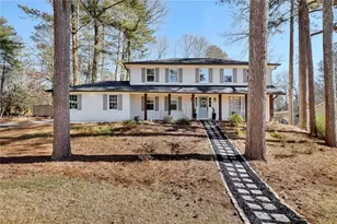 1772 Huntingford Dr, Marietta, GA 30068 - Photo 1