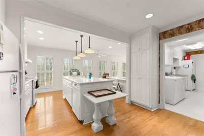 4225 Walnut Circle, Flowery Branch, GA 30542 - Photo 9