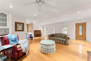 4225 Walnut Cir, Flowery Branch, GA 30542 - Photo 5