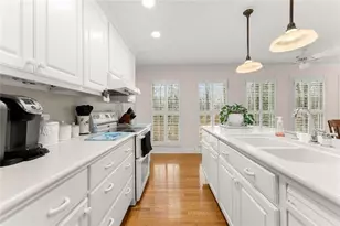 4225 Walnut Cir, Flowery Branch, GA 30542 - Photo 13