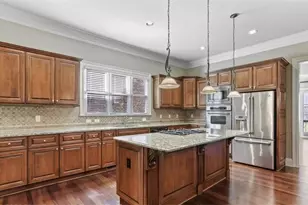 1762 Buckhead Ln NE, Atlanta, GA 30324 - Photo 9