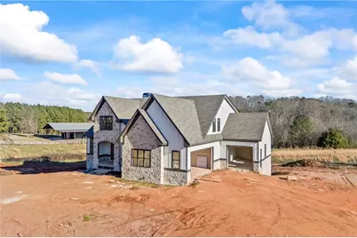 810 North Hampton, Monroe, GA 30656 - Photo 3