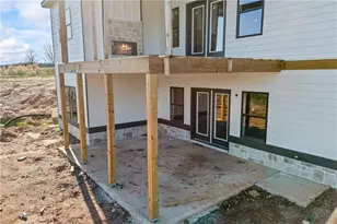 810 North Hampton, Monroe, GA 30656 - Photo 9