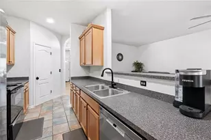 2625 Cedar Dr, Lawrenceville, GA 30043 - Photo 3