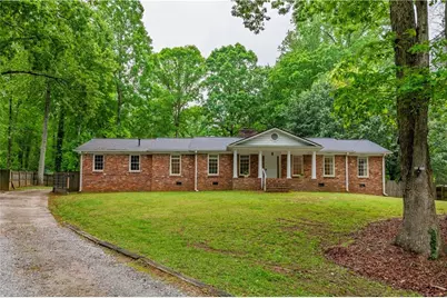 4242 Cascade Road SW, Atlanta, GA 30331 - Photo 3