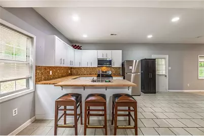 4242 Cascade Road SW, Atlanta, GA 30331 - Photo 11