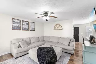 8 Stonegate Dr, Cedartown, GA 30125 - Photo 3