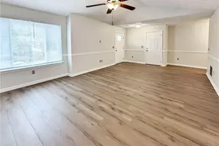 1819 Crescent Hill Dr, Acworth, GA 30102 - Photo 5