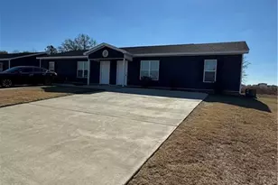 129 Ronald Pride Blvd, Fort Valley, GA 31030 - Photo 1