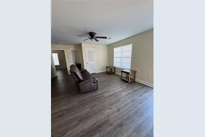 129 Ronald Pride Boulevard #B, Fort Valley, GA 31030 - Photo 3