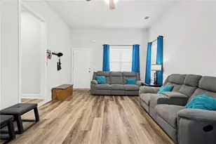 1435 Creek View Dr, Monroe, GA 30655 - Photo 5