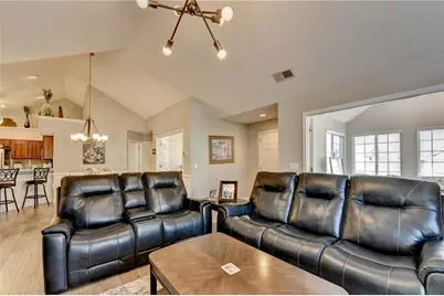 1904 Sweet Apple Circle #1904, Alpharetta, GA 30004 - Photo 3