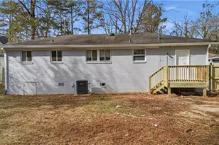 2043 Claude St NW, Atlanta, GA 30318 - Photo 3