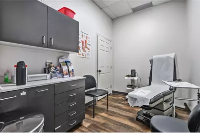 1075 Whitlock Avenue SW, Marietta, GA 30064 - Photo 9