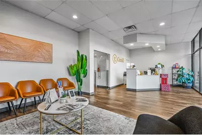 1075 Whitlock Avenue SW, Marietta, GA 30064 - Photo 3