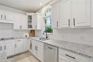 207 Cedarhurst Dr, Canton, GA 30115 - Photo 17