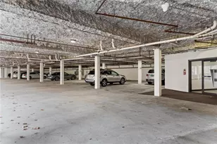 24307 Plantation Dr NE, Atlanta, GA 30324 - Photo 35