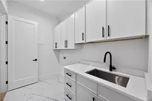 51 Deer Cyn Dr, Auburn, GA 30011 - Photo 23