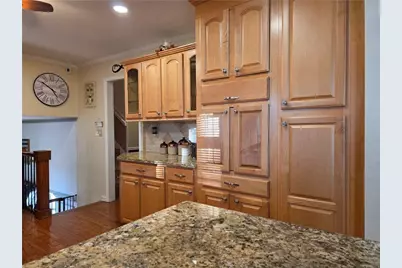 705 Chandler Dr, Lawrenceville, GA 30044 - Photo 7