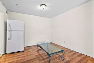 124 Camelot Dr, Atlanta, GA 30349 - Photo 7