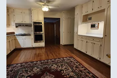 1181 Lakeshore Circle, Gainesville, GA 30501 - Photo 3