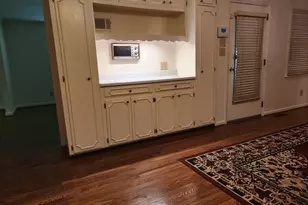 1181 Lake Shore Cir, Gainesville, GA 30501 - Photo 5