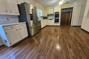 1181 Lake Shore Cir, Gainesville, GA 30501 - Photo 5