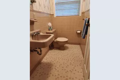 1181 Lakeshore Circle, Gainesville, GA 30501 - Photo 9