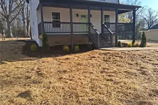 151 Richardson St, Toccoa, GA 30577 - Photo 5