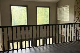 1562 Linksview Close, Stone Mountain, GA 30088 - Photo 19