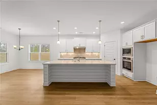 1139 Cherry Bark Ct, Loganville, GA 30052 - Photo 9