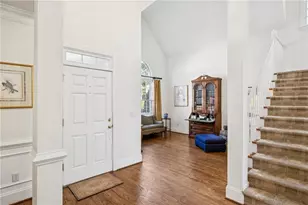 1055 Brookhaven Walk NE, Atlanta, GA 30319 - Photo 11