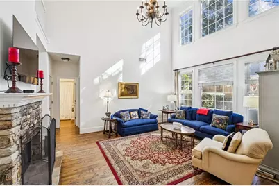 1055 Brookhaven Walk NE, Atlanta, GA 30319 - Photo 39