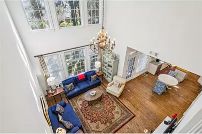 1055 Brookhaven Walk NE, Atlanta, GA 30319 - Photo 17