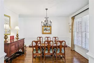 1055 Brookhaven Walk NE, Atlanta, GA 30319 - Photo 21