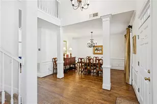 1055 Brookhaven Walk NE, Atlanta, GA 30319 - Photo 21