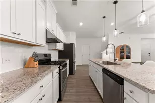 4280 Tifton Ln, Sugar Hill, GA 30518 - Photo 17