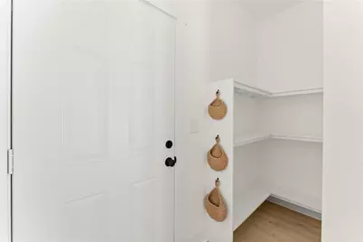 172 Llewellyn St, Clarkesville, GA 30523 - Photo 19