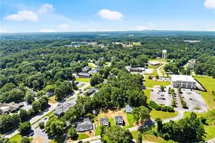 172 Llewellyn St, Clarkesville, GA 30523 - Photo 45