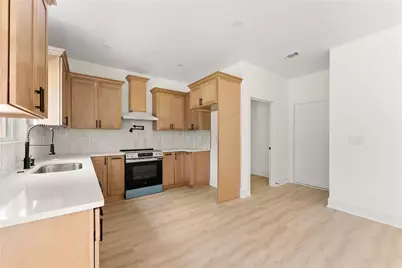 172 Llewellyn St, Clarkesville, GA 30523 - Photo 9