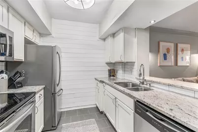 275 13th Street NE #210, Atlanta, GA 30309 - Photo 9