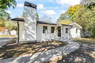 1791 Crestridge Cir NW, Conyers, GA 30012 - Photo 3