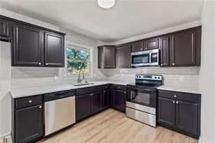 1791 Crestridge Cir NW, Conyers, GA 30012 - Photo 9