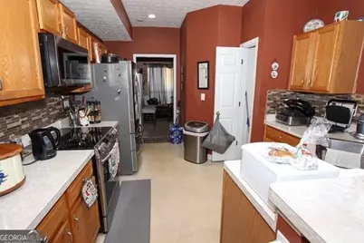 8661 Glendevon Court, Riverdale, GA 30274 - Photo 7