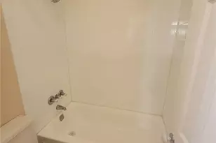 23212 Plantation Dr NE, Atlanta, GA 30324 - Photo 15