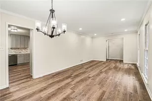 61 Barrett Cir SE, Marietta, GA 30060 - Photo 5